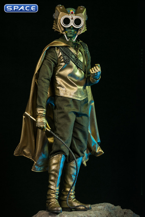 1/6 Scale Catastrophe Planet Godmesuer Commissioner