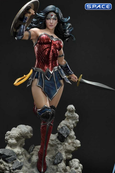 1/3 Scale Wonder Woman Rebirth Museum Masterline Statue - Silver Armor Version (DC Comics)