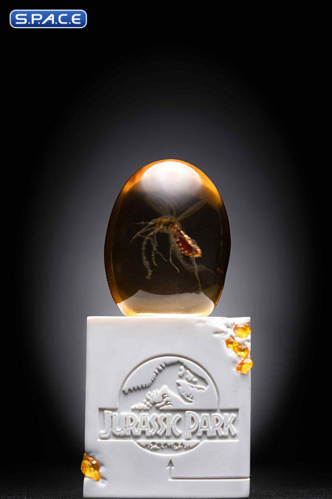 Elephant Mosquito in Amber Statue (Jurassic Park)