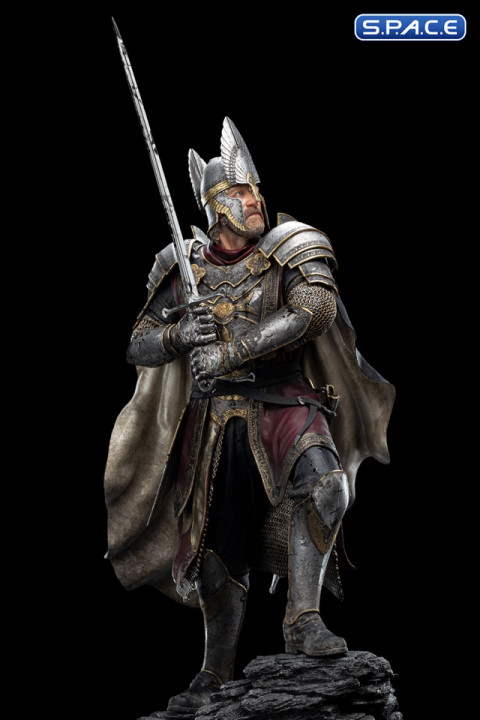Elendil Statue (Lord of the Rings)