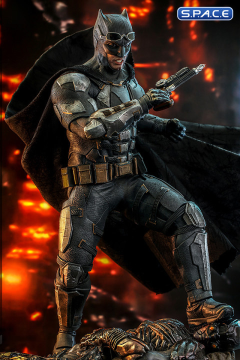 1/6 Scale Batman Tactical Batsuit Version TV Masterpiece TMS085 (Zack Snyders Justice League)