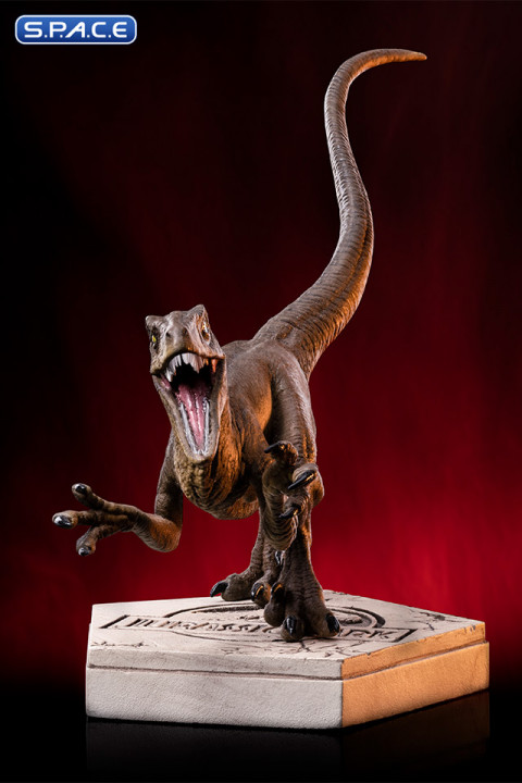 Velociraptor A Jurassic Park Icons Mini-Statue (Jurassic Park)