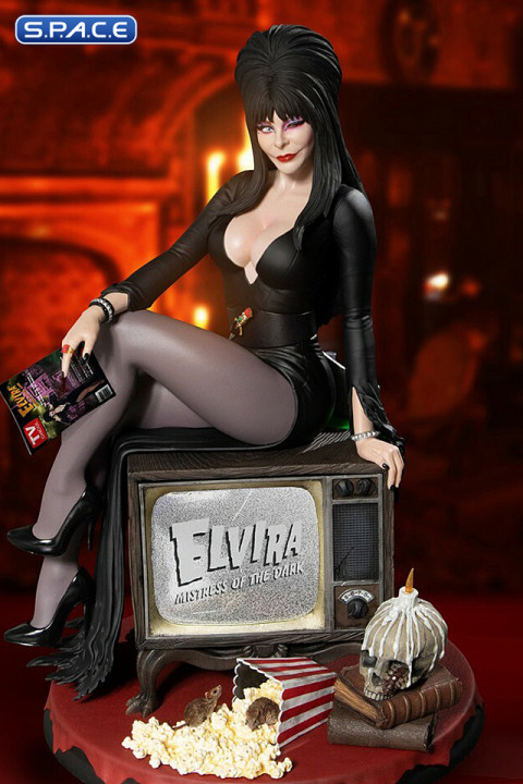 Elvira Static-6 Statue (Elvira - Mistress of the Dark)