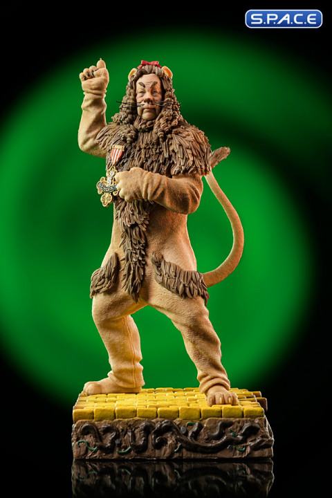 1/10 Scale Cowardly Lion Art Scale Statue (Wizard of Oz)