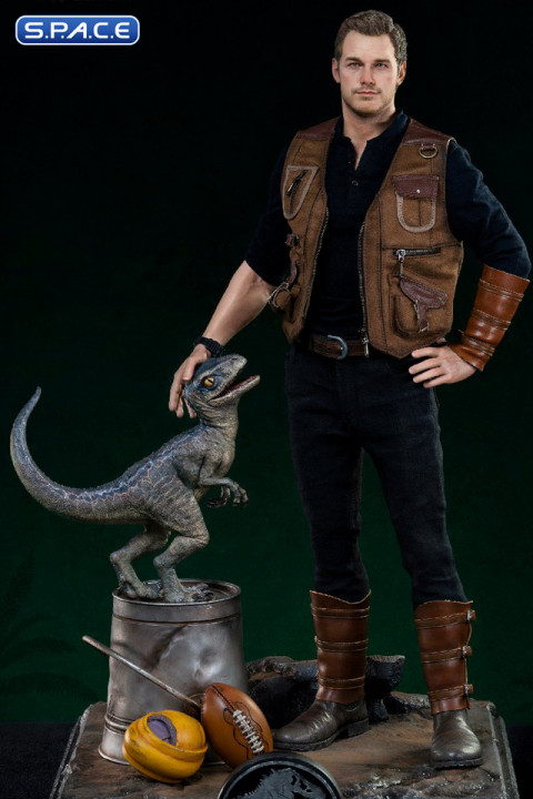 1/4 Scale Owen and Baby Blue Statue (Jurassic World: Fallen Kingdom)