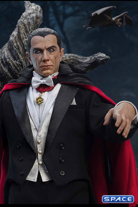 Bela Lugosi as Count Dracula Mixed Media Statue (Universal Monsters)