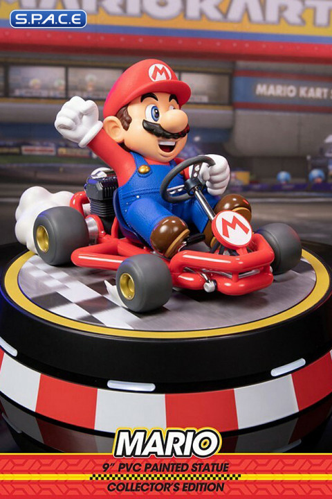 Mario PVC Statue - Collector's Edition (Mario Kart)