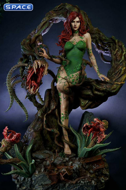 1/3 Scale Poison Ivy Museum Masterline Statue - Skin Color Version (Batman: Hush)