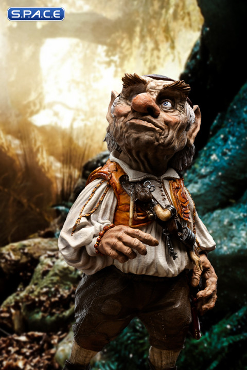 Hoggle Statue (Labyrinth)