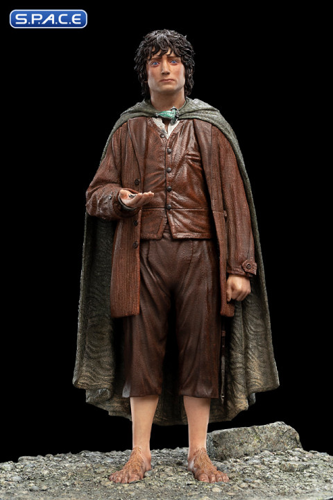 Frodo Baggins Ringbearer Statue (Lord of the Rings)