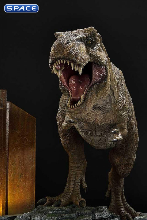 1/15 Scale Tyrannosaurus-Rex Final Battle Legacy Museum Collection Statue - Ultimate Version (Jurassic World: Dominion)