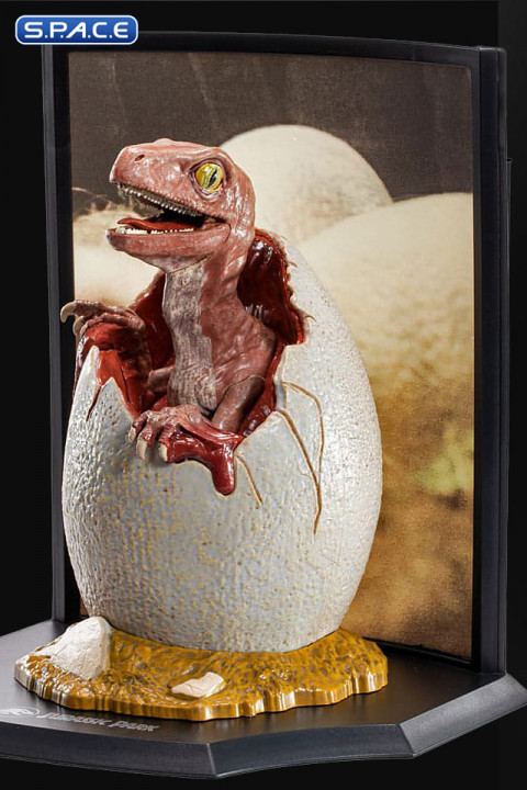 Raptor Egg Life Finds a Way Toyllectible Treasure PVC Diorama (Jurassic Park)