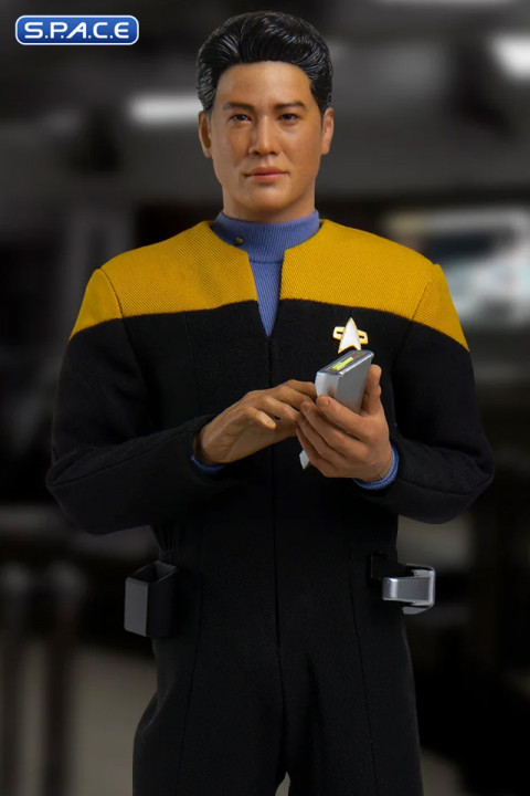 1/6 Scale Ensign Harry Kim (Star Trek: Voyager)