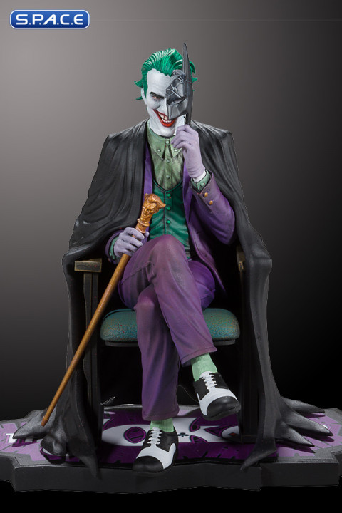 The Joker Purple Craze Statue by Tony Daniel (DC Comics)