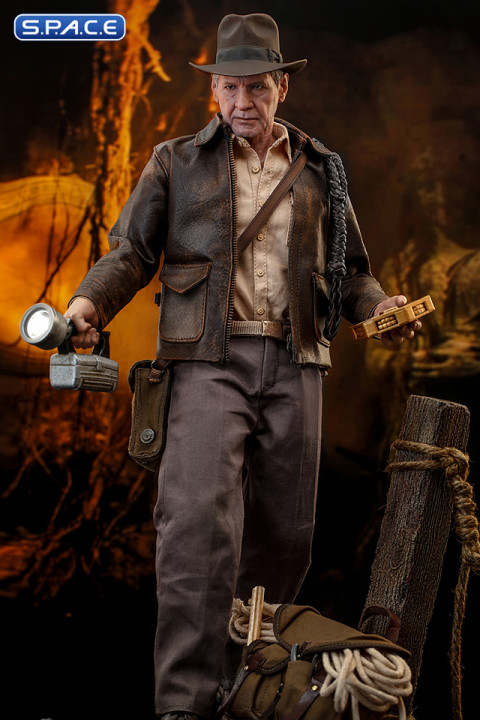 1/6 Scale Indiana Jones Deluxe Version Movie Masterpiece MMS717 (Indiana Jones and the Dial of Destiny)
