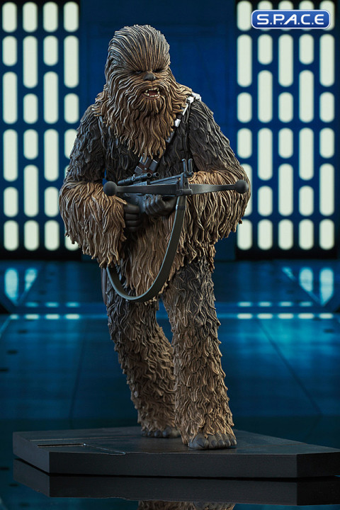 Chewbacca Premier Collection Statue (Star Wars)