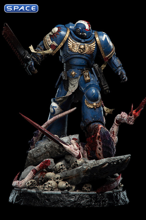 Lieutenant Titus Statue - Battleline Edition (Warhammer 40K)