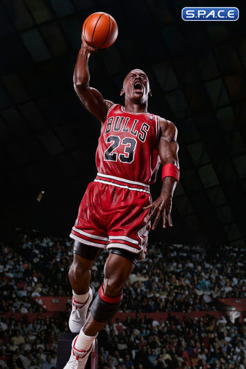 Michael Jordan Statue (NBA)