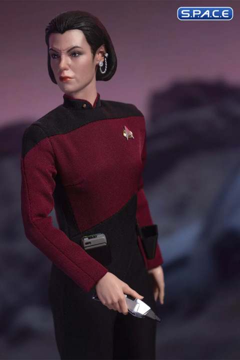 1/6 Scale Ensign Ro Laren (Star Trek: The Next Generation)