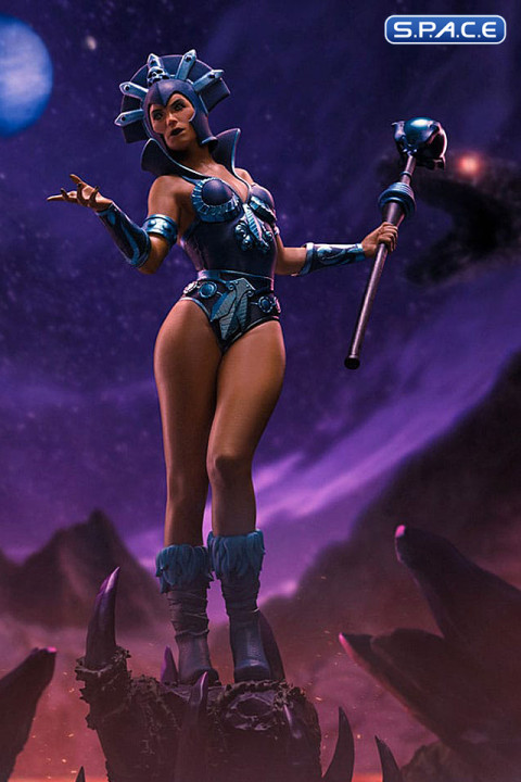 1/10 Scale Evil-Lyn Art Scale Statue - Color Variant Version (Masters of the Universe)