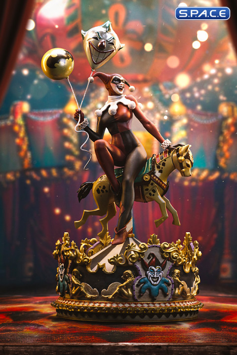 1/10 Scale Harley Quinn Unleashed Art Scale Statue (DC Comics)