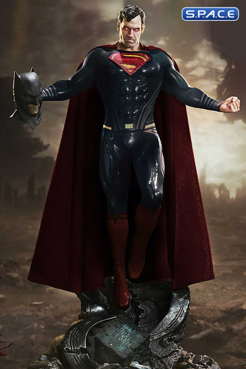 1/3 Scale Superman Knightmare Colors Deluxe Real Elite Masterline Statue - Bonus Version (Justice League)