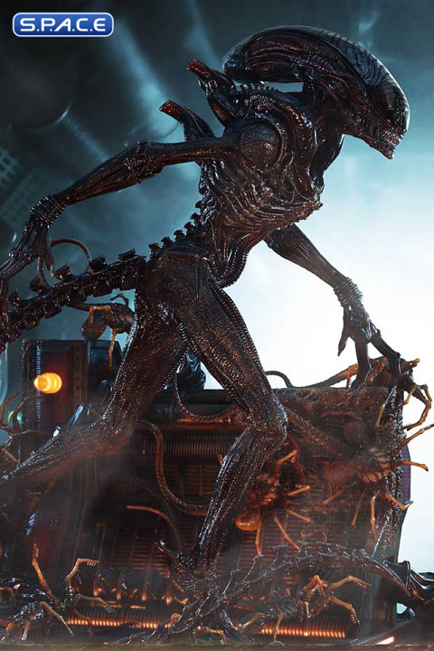 1/3 Scale Scorched Xenomorph Deluxe Museum Masterline XL Statue - Bonus Version (Alien: Romulus)