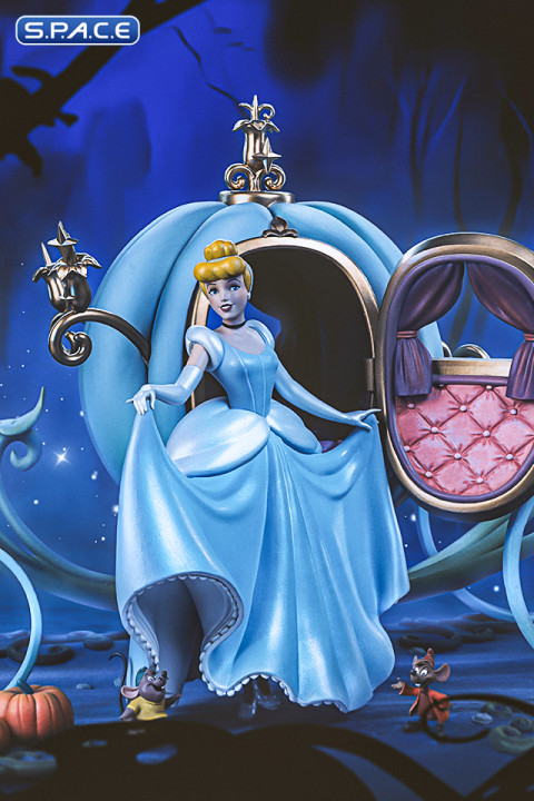1/10 Scale Cinderella Deluxe Art Scale Statue (Disney)