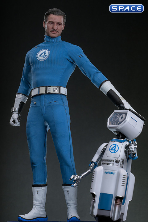 1/6 Scale Mister Fantastic & H.E.R.B.I.E. Deluxe Version Movie Masterpiece MMS822 (The Fantastic Four: First Steps)