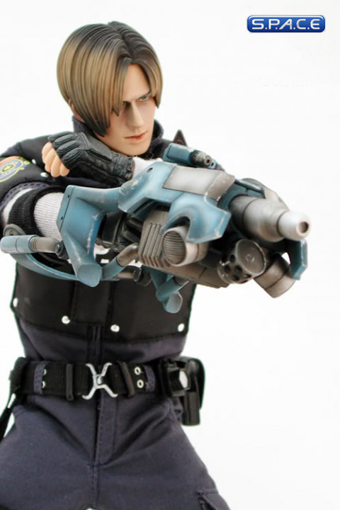 1/6 Scale Leon S. Kennedy R.P.D. Version VGM02 (Resident Evil 4)