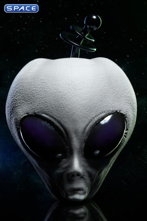 Alien Apple Replica