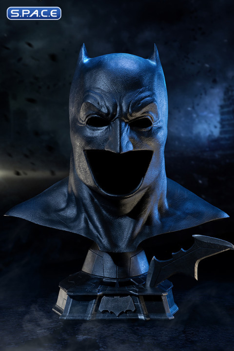 1:1 Batman Cowl Life-Size Replica (Batman v Superman: Dawn of Justice)
