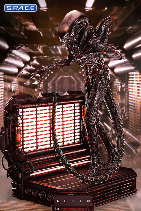 1/3 Scale Big Chap Xenomorph Museum Masterline XL Statue - Bonus Version (Alien)