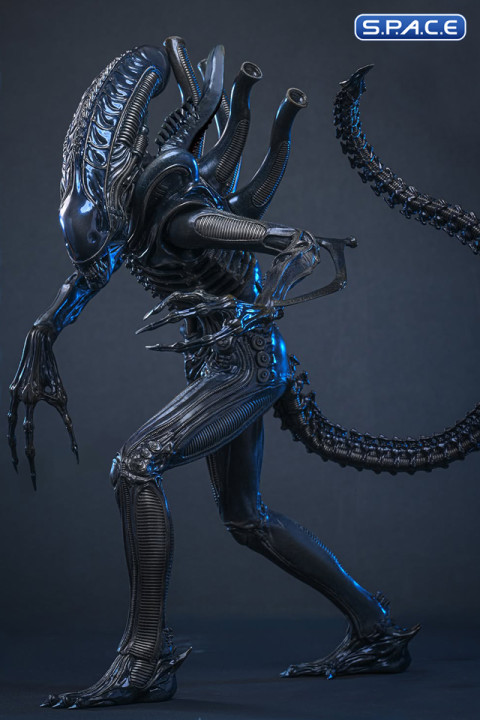 1/6 Scale Alien Warrior Movie Masterpiece MMS898 (Aliens)