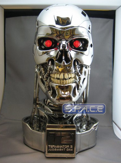 1:1 T-800 Endoskull Head Prop Replica Regular Shiny Version (Terminator 2)