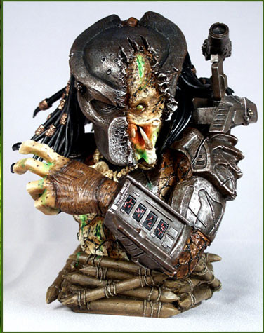 Predator Defeated Bust (Predator)