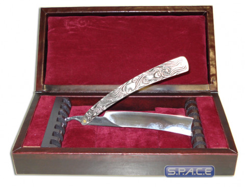 Razor Prop Replica in Wood Box (Sweeney Todd)