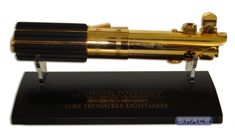 Luke Skywalker Lightsaber 0.45 Scale Replica GOLD (E4 - ANH)