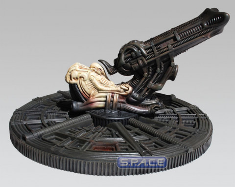 Alien Space Jockey Statue (Alien)