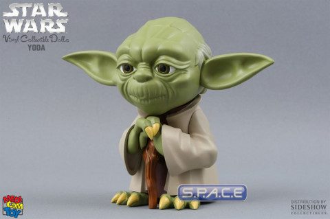 Yoda Vinyl Collectible Doll (Star Wars)