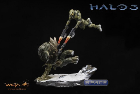 Chief vs. the Flood Statue (Halo 3)