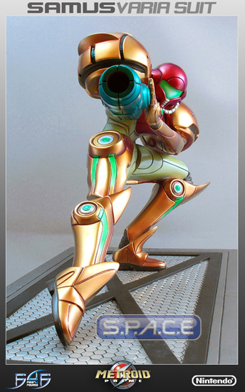 Samus - Varia Suit Statue (Metroid Prime)