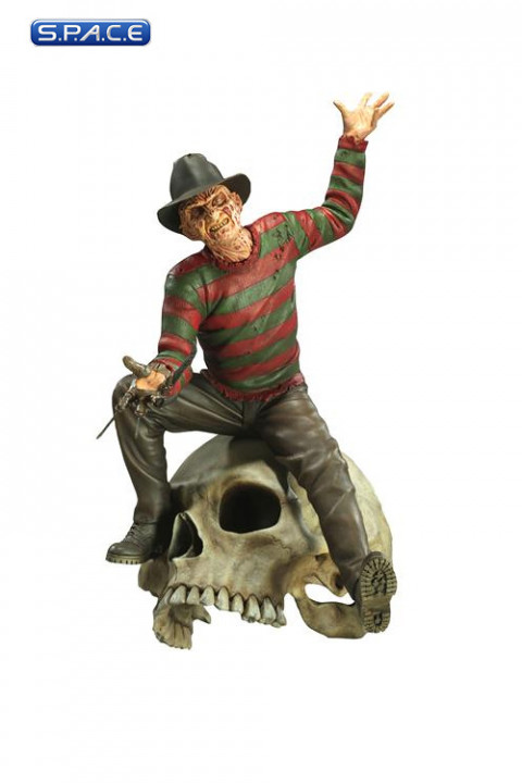 Freddy Krueger: The Nightmare Diorama (A Nightmare on Elm Street)