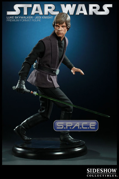 Luke Skywalker - Jedi Knight Premium Format Figure (Star Wars)