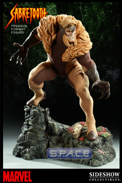 Sabretooth Premium Format Figure (Marvel)