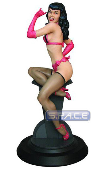 Bettie Page - Girl of Our Dreams Statue
