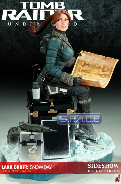 Lara Croft: Snow Day Statue (Tomb Raider Underworld)