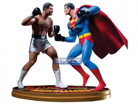 Superman vs. Muhammad Ali Statue (DC Comics)