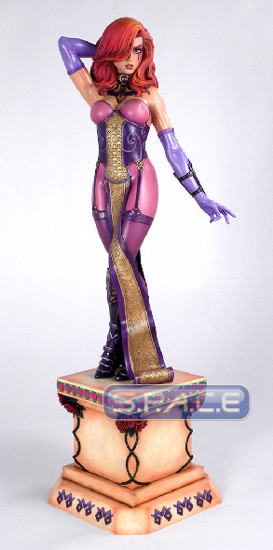 Dawn 20th Anniversary Statue