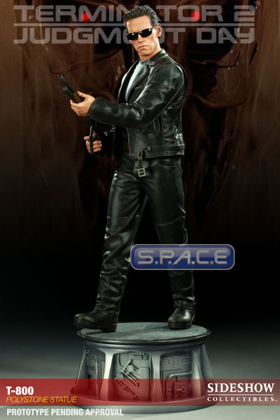 T-800 Statue (Terminator 2: Judgement Day)